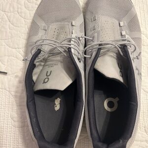 On Running Men's Light Gray Sneakers